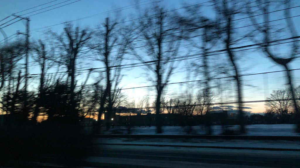 夕暮れのオレンジからブルー